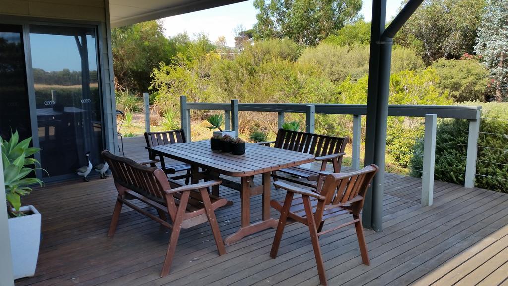 Linger Longer Cottages Port Elliot Bagian luar foto